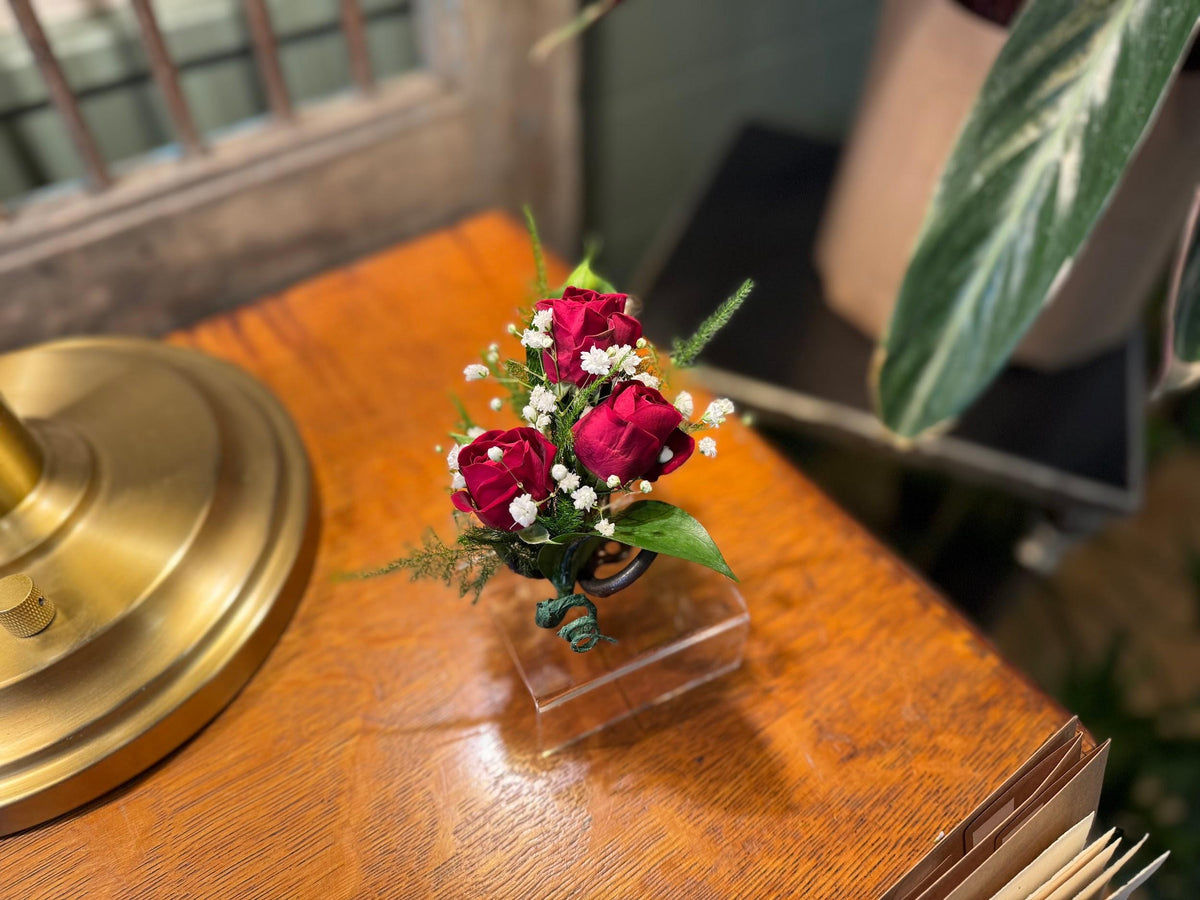 Classic Symphony Boutonniere